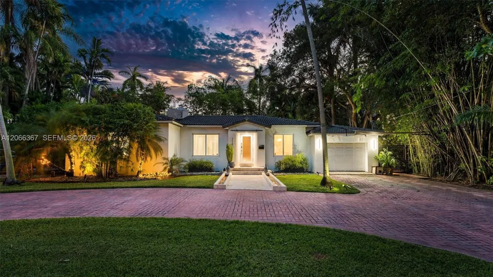 11400 Griffing Blvd Biscayne Park, FL 33161