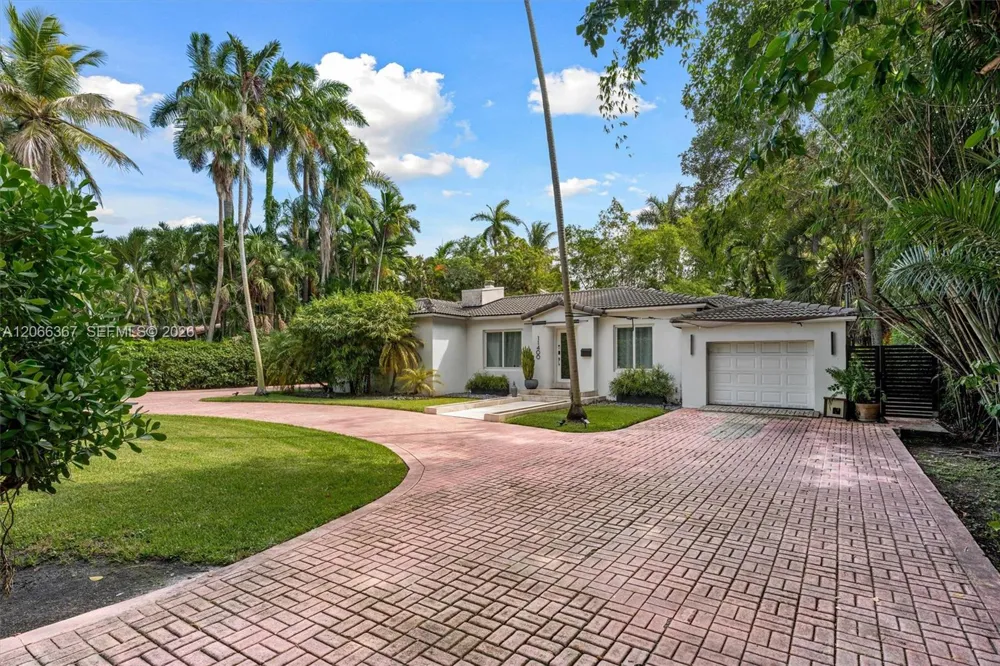 11400 Griffing Blvd Biscayne Park, FL 33161