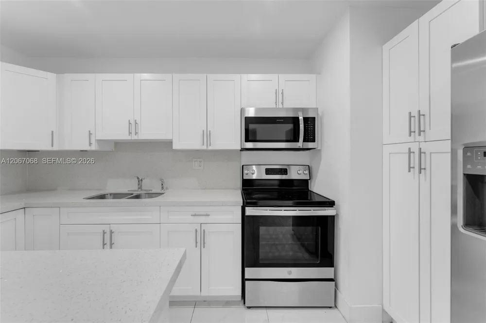 8246 SW 147th Ct Miami, FL 33193