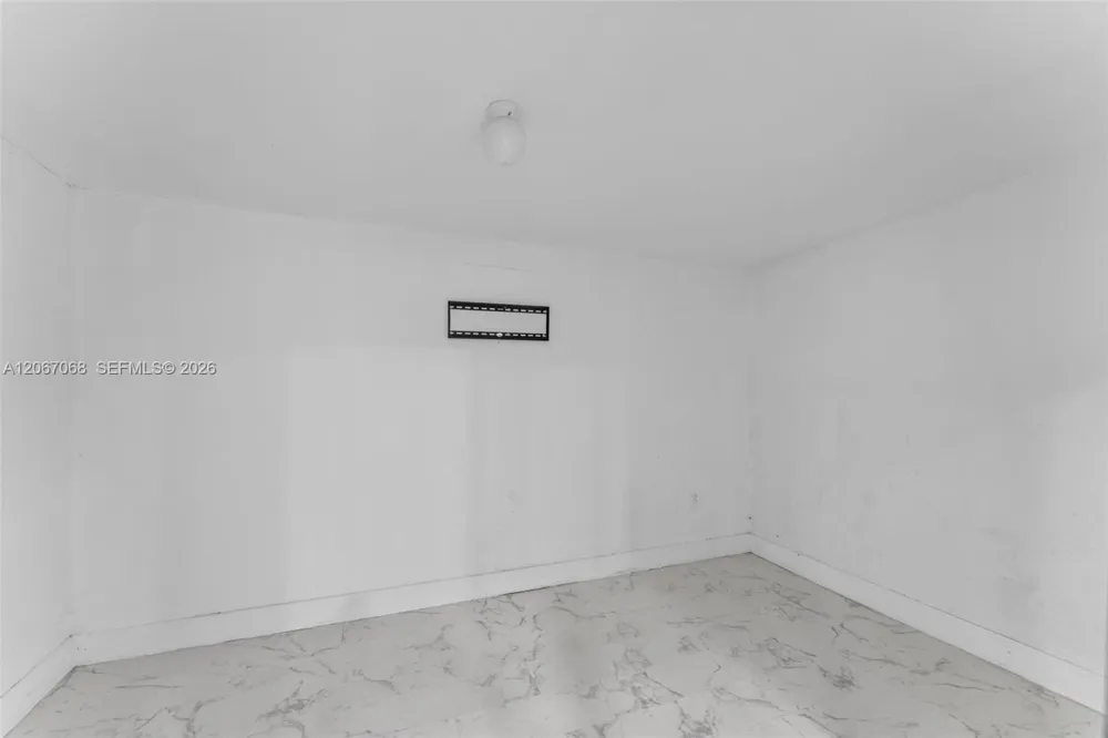 8246 SW 147th Ct Miami, FL 33193