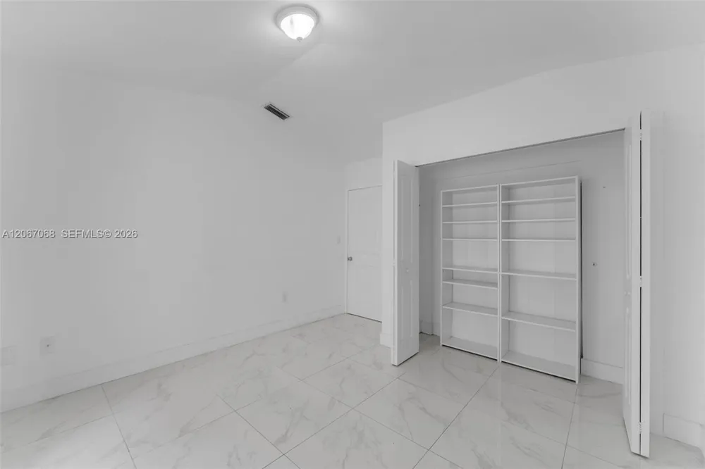 8246 SW 147th Ct Miami, FL 33193