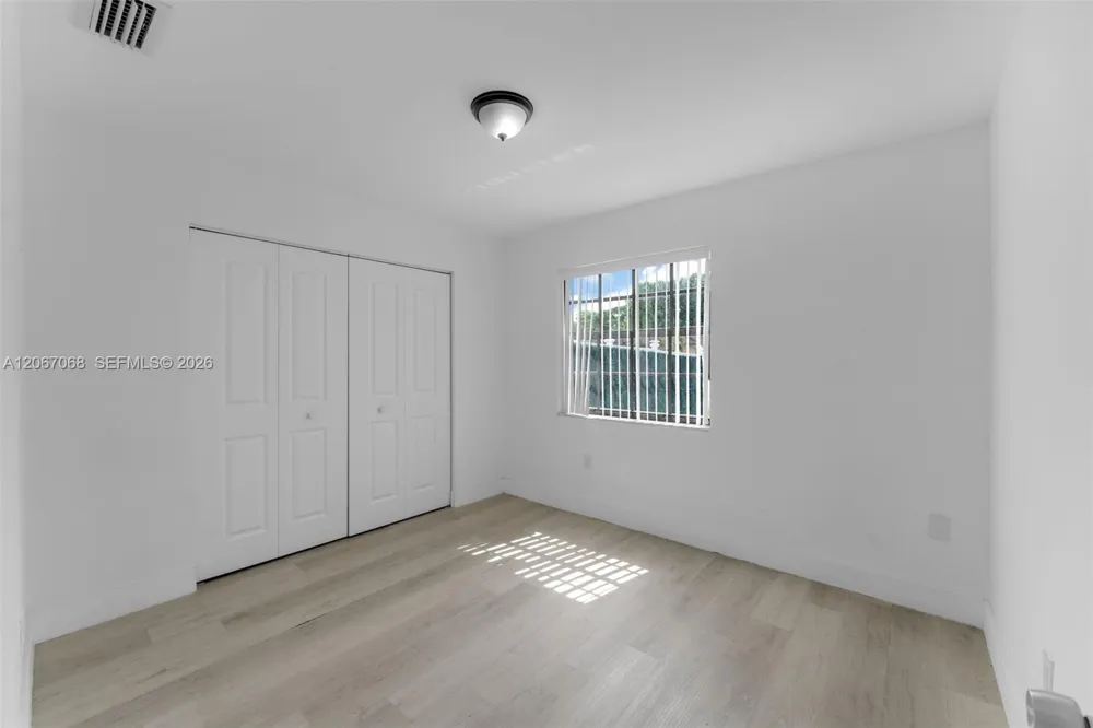 8246 SW 147th Ct Miami, FL 33193