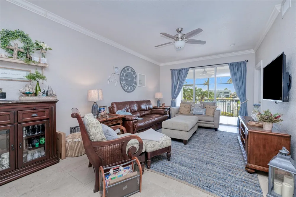 3228 PURPLE MARTIN DRIVE #113 Punta Gorda, FL 33950