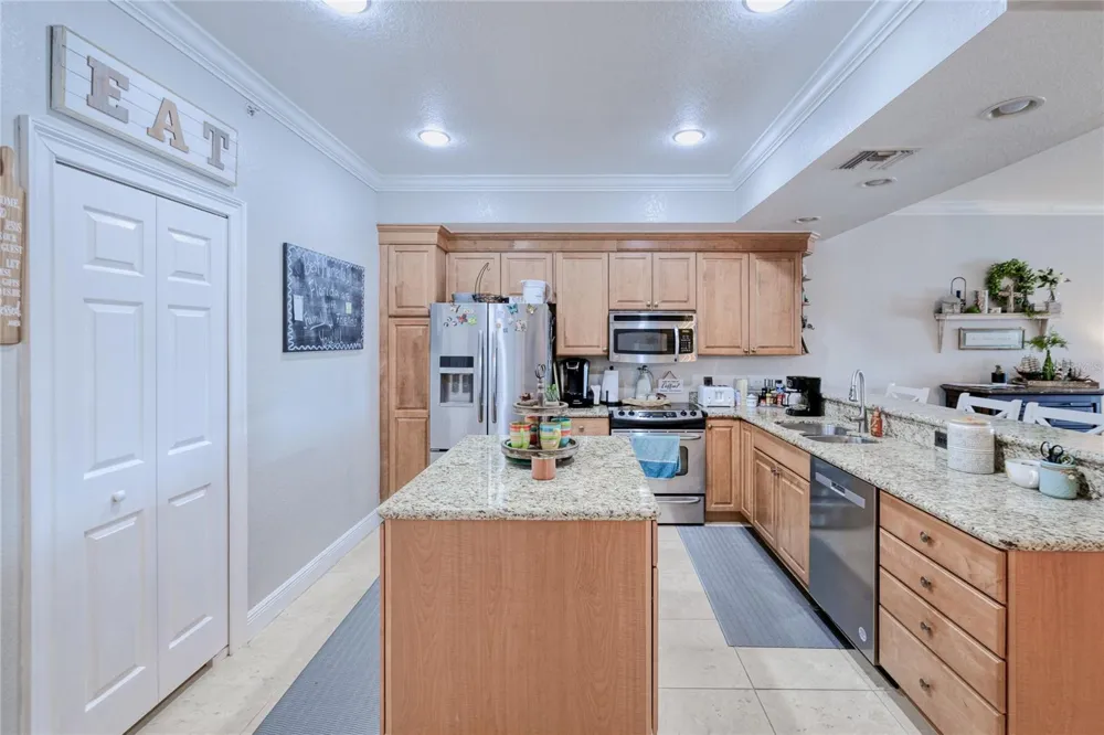 3228 PURPLE MARTIN DRIVE #113 Punta Gorda, FL 33950