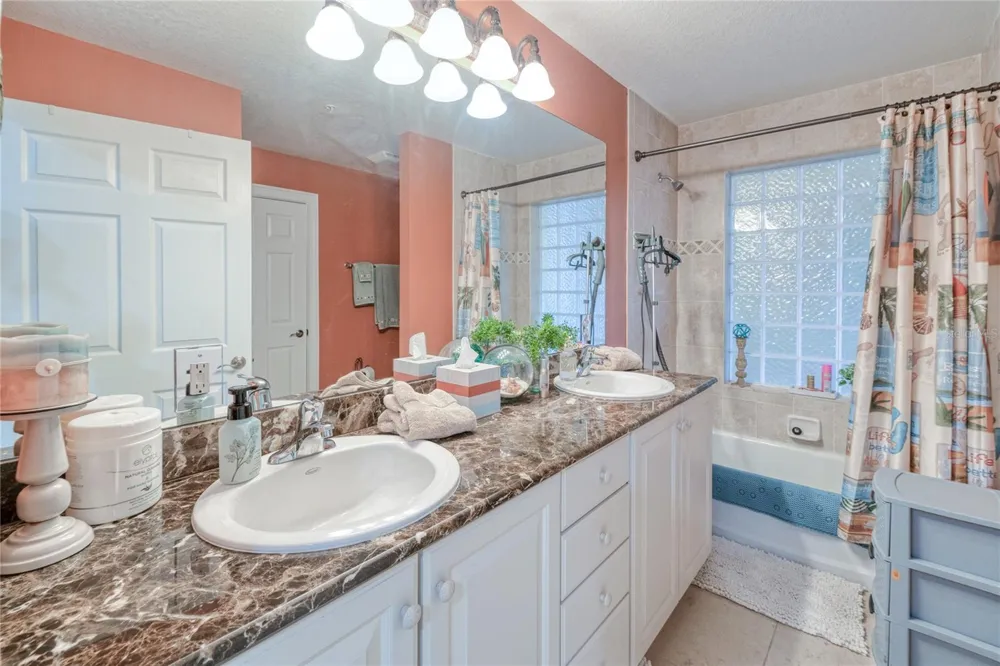 3228 PURPLE MARTIN DRIVE #113 Punta Gorda, FL 33950