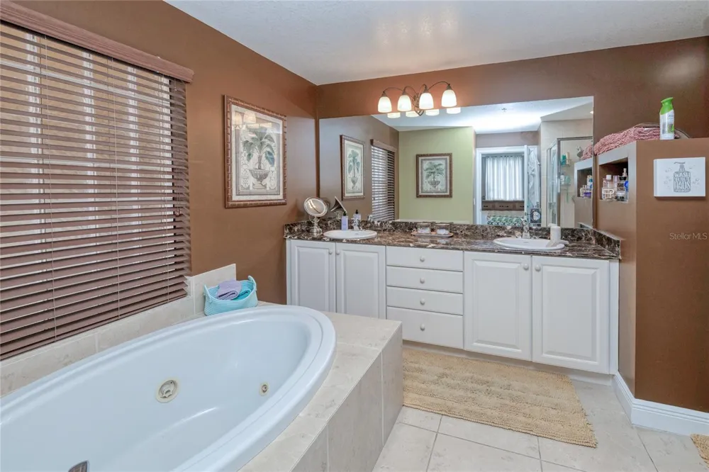 3228 PURPLE MARTIN DRIVE #113 Punta Gorda, FL 33950