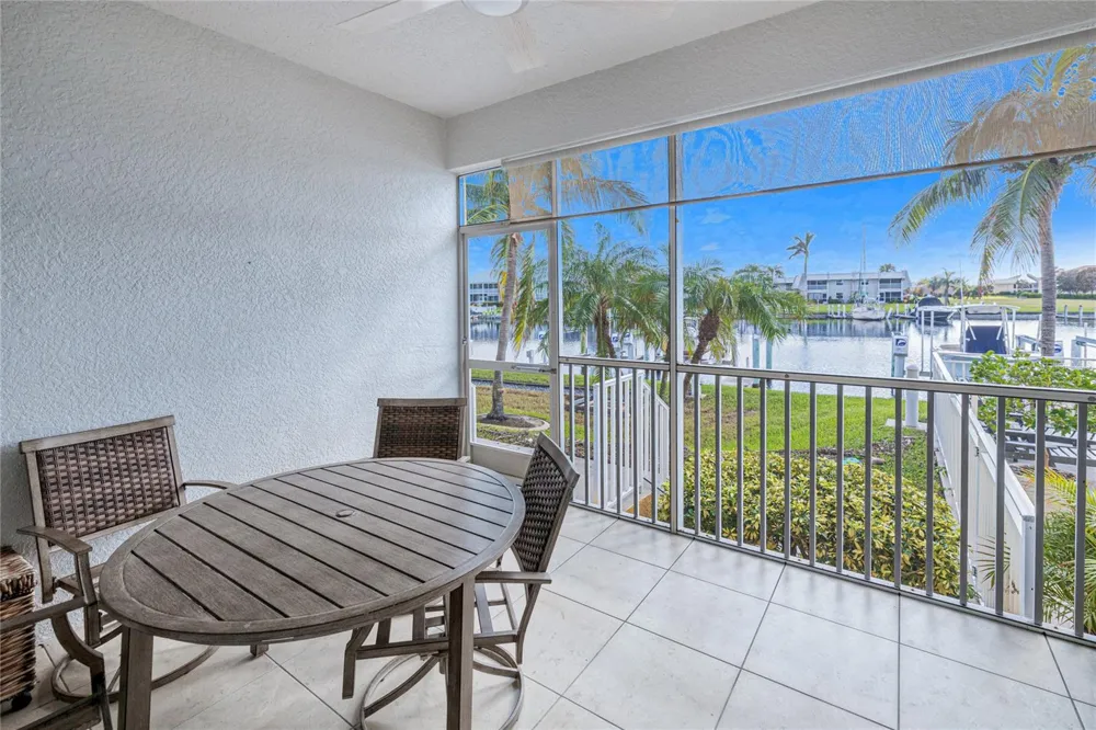 3228 PURPLE MARTIN DRIVE #113 Punta Gorda, FL 33950