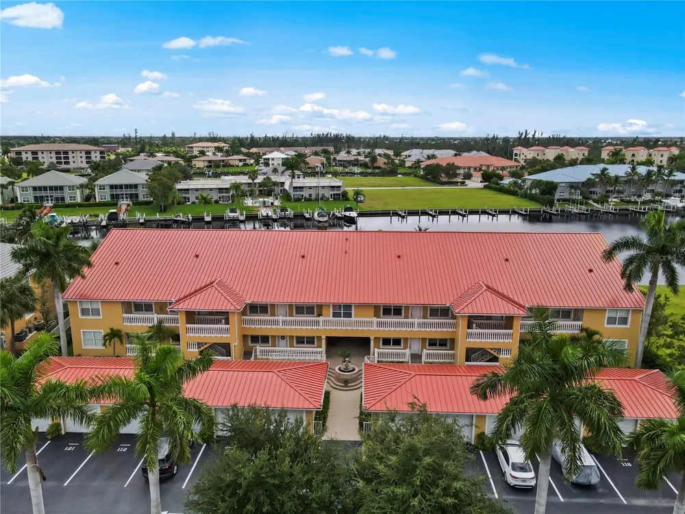 3228 PURPLE MARTIN DRIVE #113 Punta Gorda, FL 33950
