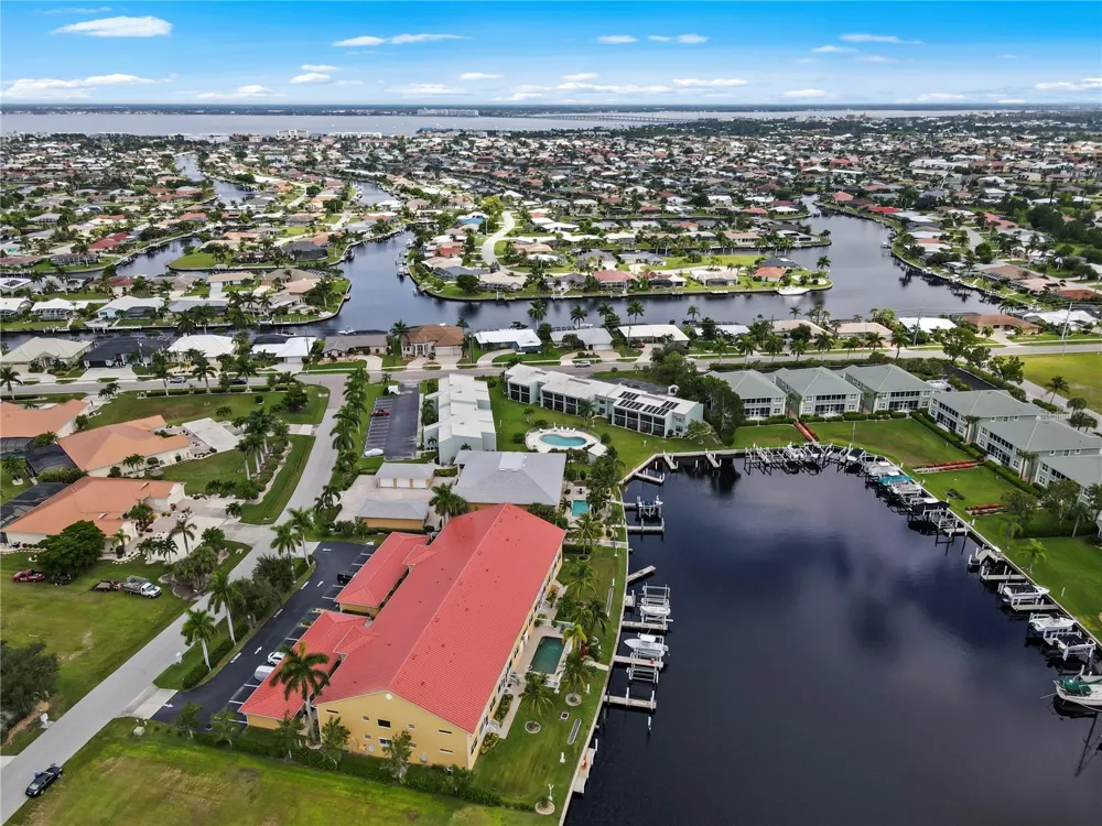 3228 PURPLE MARTIN DRIVE #113 Punta Gorda, FL 33950