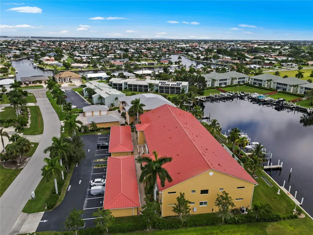 3228 PURPLE MARTIN DRIVE #113 Punta Gorda, FL 33950