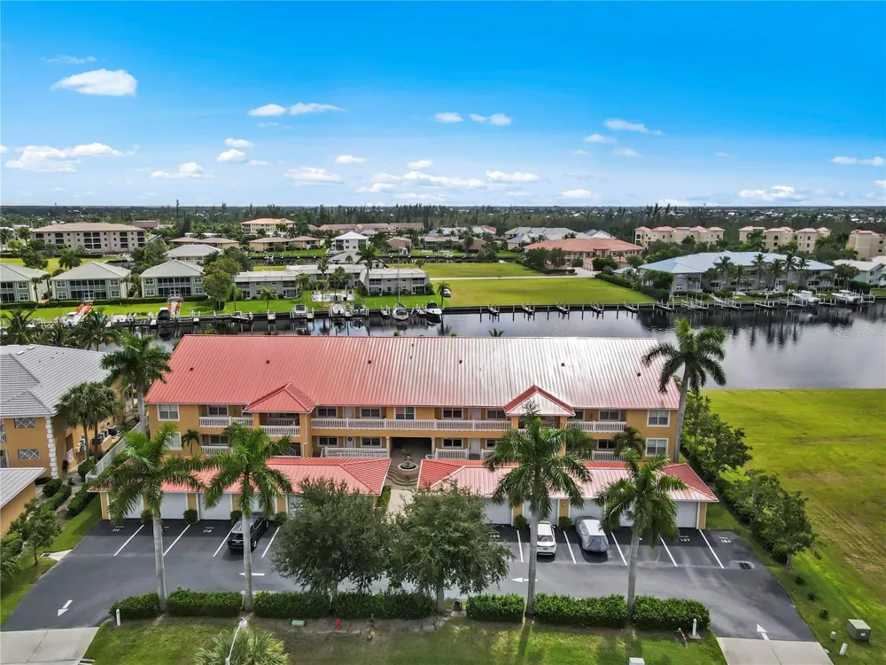 3228 PURPLE MARTIN DRIVE #113 Punta Gorda, FL 33950