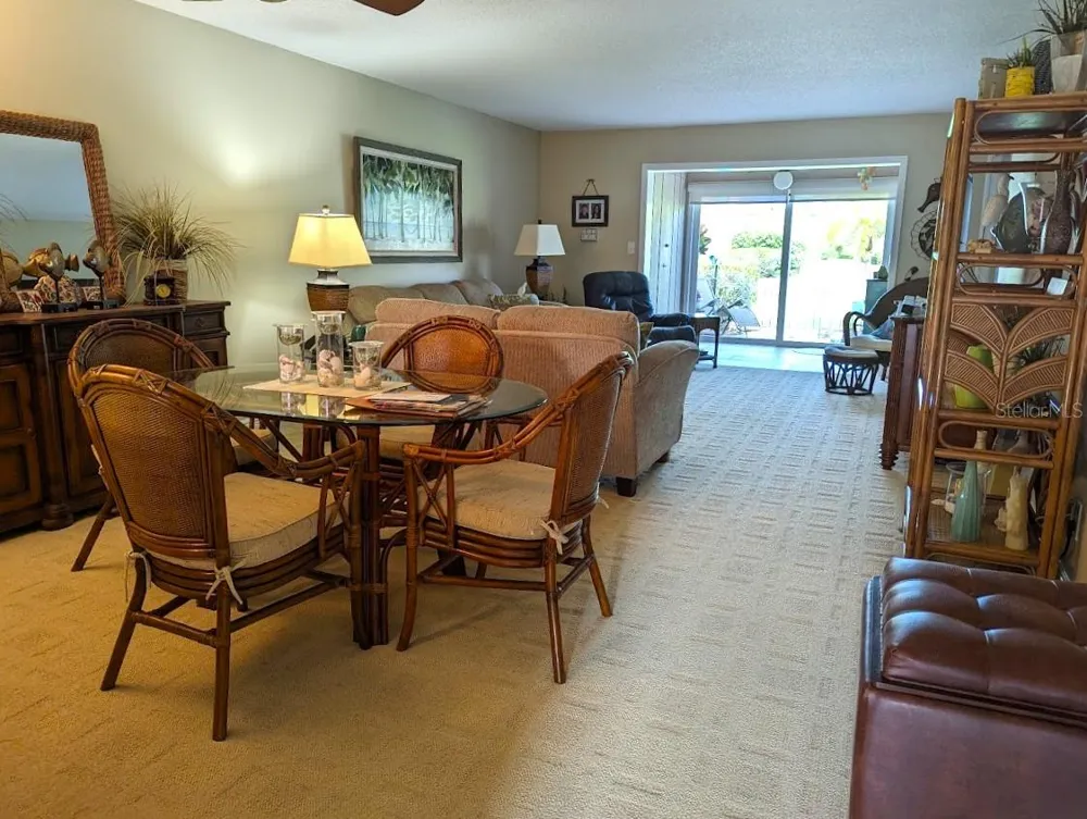 802 CORDOVA GREEN #802 Seminole, FL 33777