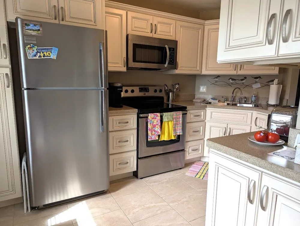 802 CORDOVA GREEN #802 Seminole, FL 33777