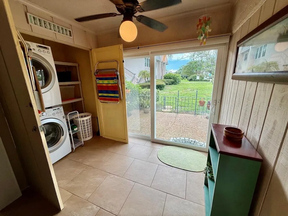 802 CORDOVA GREEN #802 Seminole, FL 33777