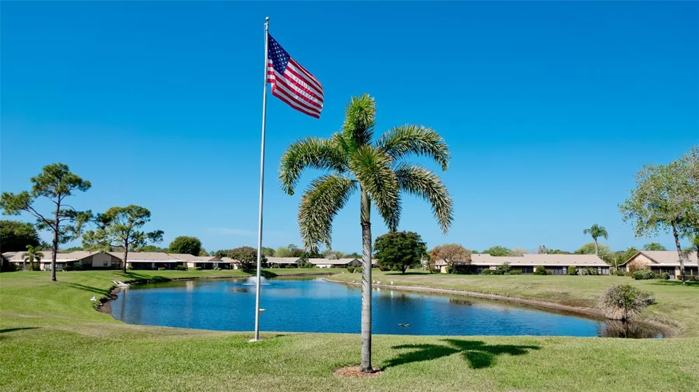 6507 HERITAGE LANE #2605 Bradenton, FL 34209