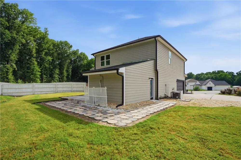 145 Hunts Mill Circle Griffin, GA 30224