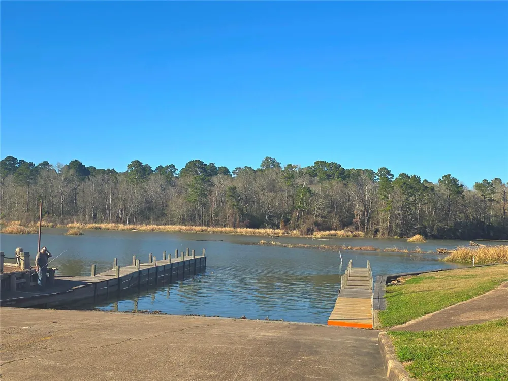 Waterwood Bay Rd, Marina Acc Rd Huntsville, TX 77320