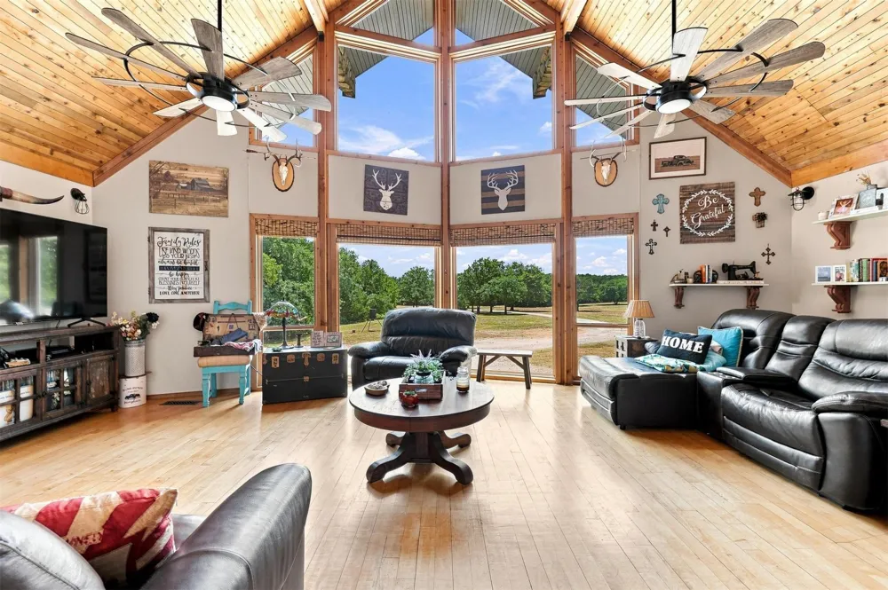 5358 Alberta Creek Road Kingston, OK 73439