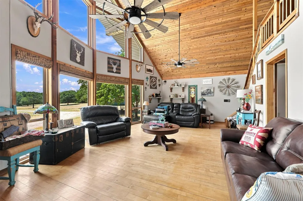 5358 Alberta Creek Road Kingston, OK 73439
