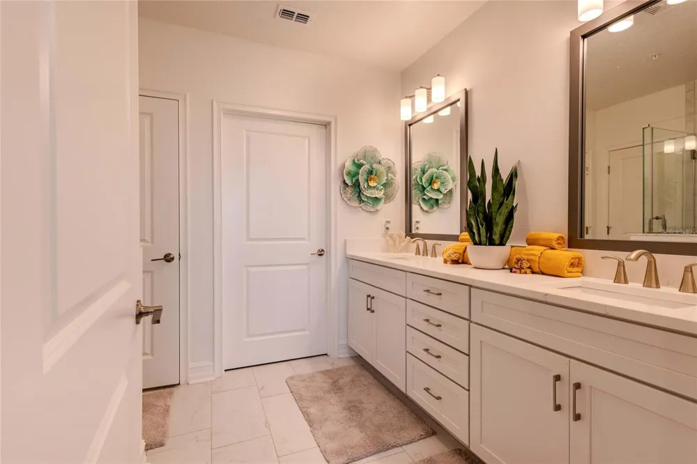 3023 BERMUDA SLOOP CIRCLE Ruskin, FL 33570