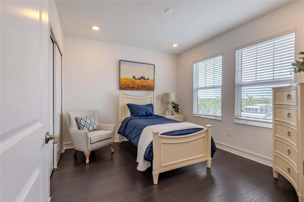 3023 BERMUDA SLOOP CIRCLE Ruskin, FL 33570