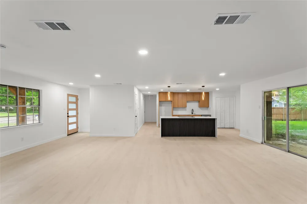 110 Hackberry Street Lancaster, TX 75146