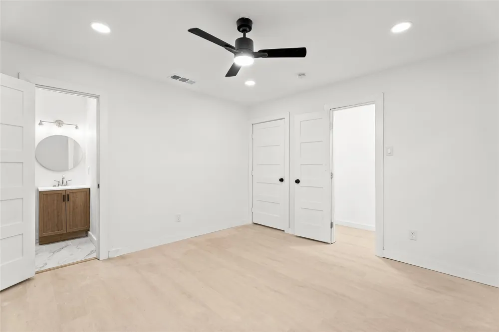 110 Hackberry Street Lancaster, TX 75146