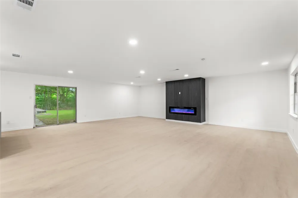 110 Hackberry Street Lancaster, TX 75146