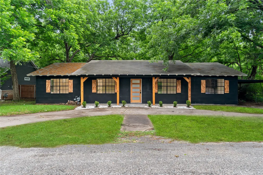 110 Hackberry Street Lancaster, TX 75146