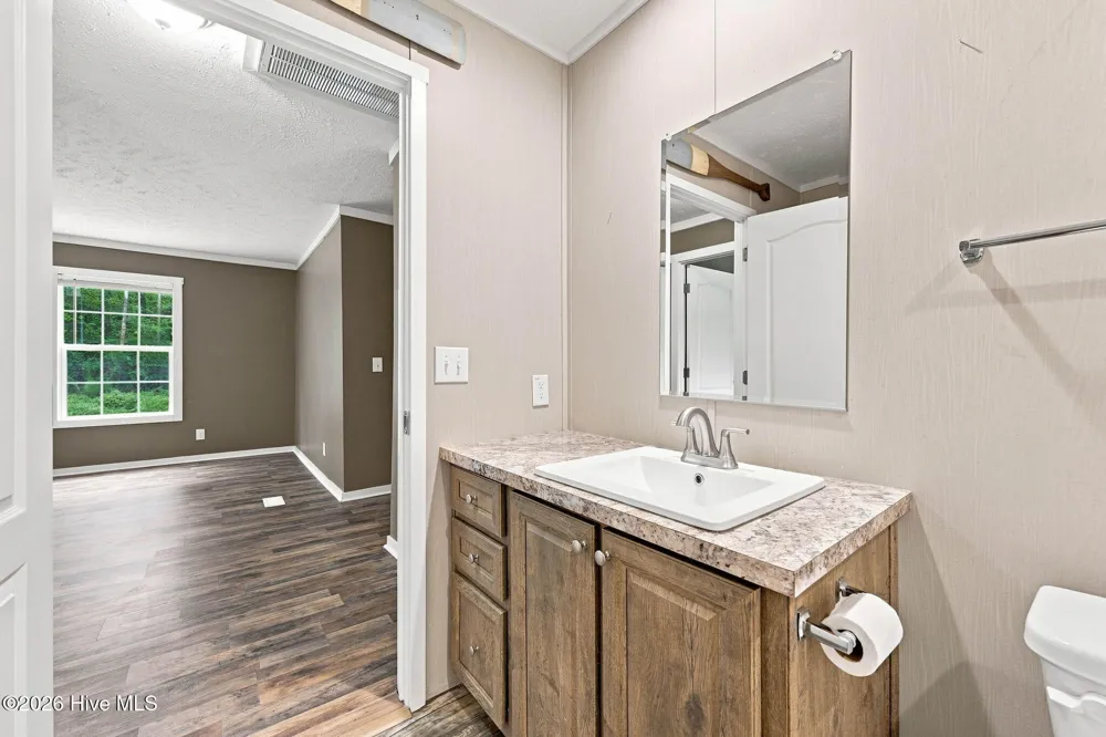 662 Hallsville Road Beulaville, NC 28518