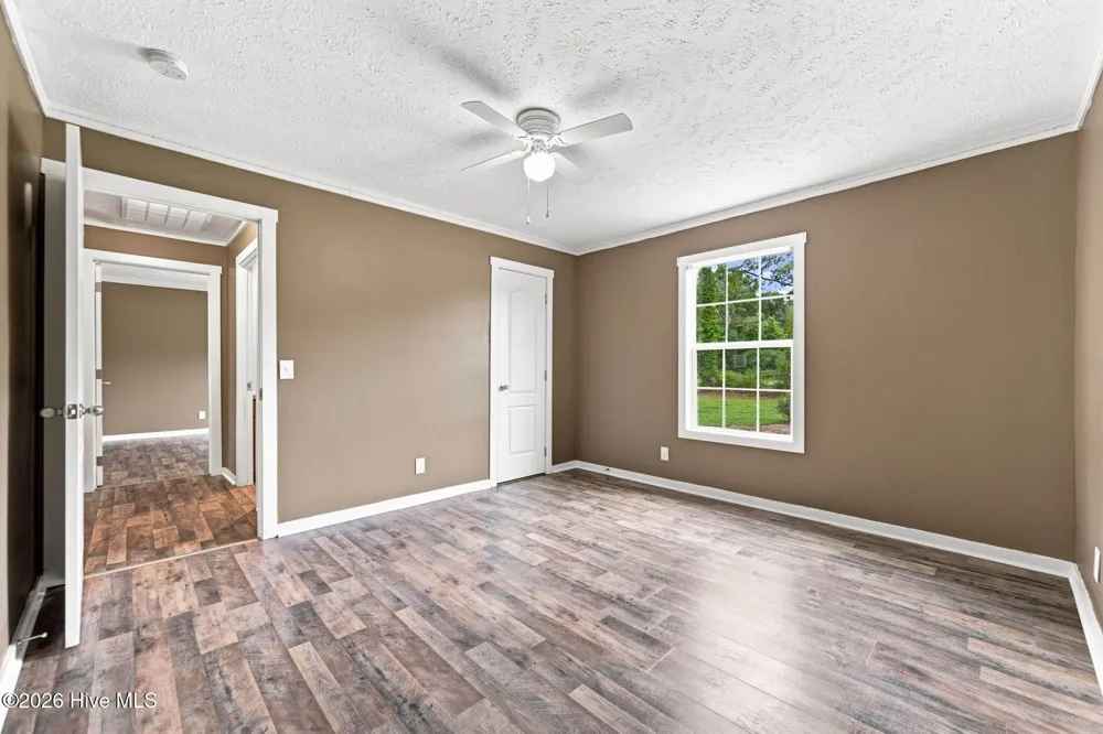 662 Hallsville Road Beulaville, NC 28518