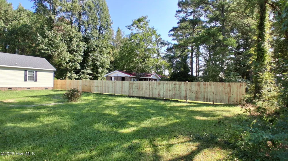 662 Hallsville Road Beulaville, NC 28518