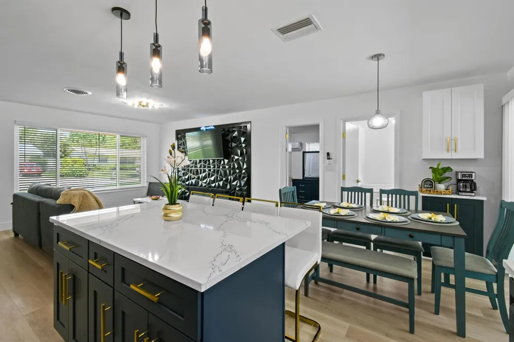 19005 SE SOUTHGATE DRIVE Jupiter, FL 33469