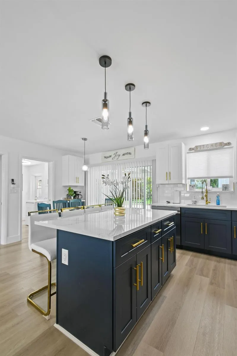 19005 SE SOUTHGATE DRIVE Jupiter, FL 33469