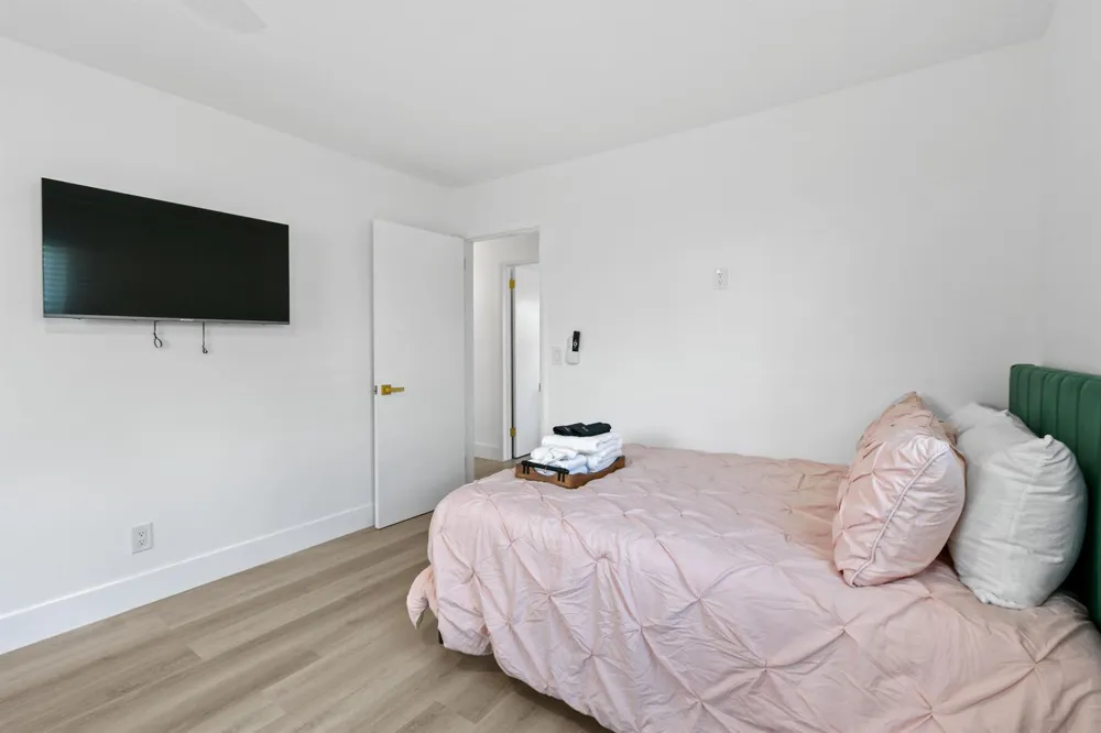 19005 SE SOUTHGATE DRIVE Jupiter, FL 33469