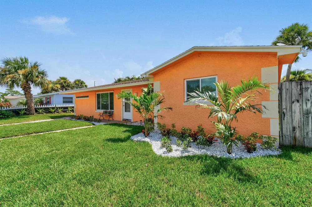 19005 SE SOUTHGATE DRIVE Jupiter, FL 33469