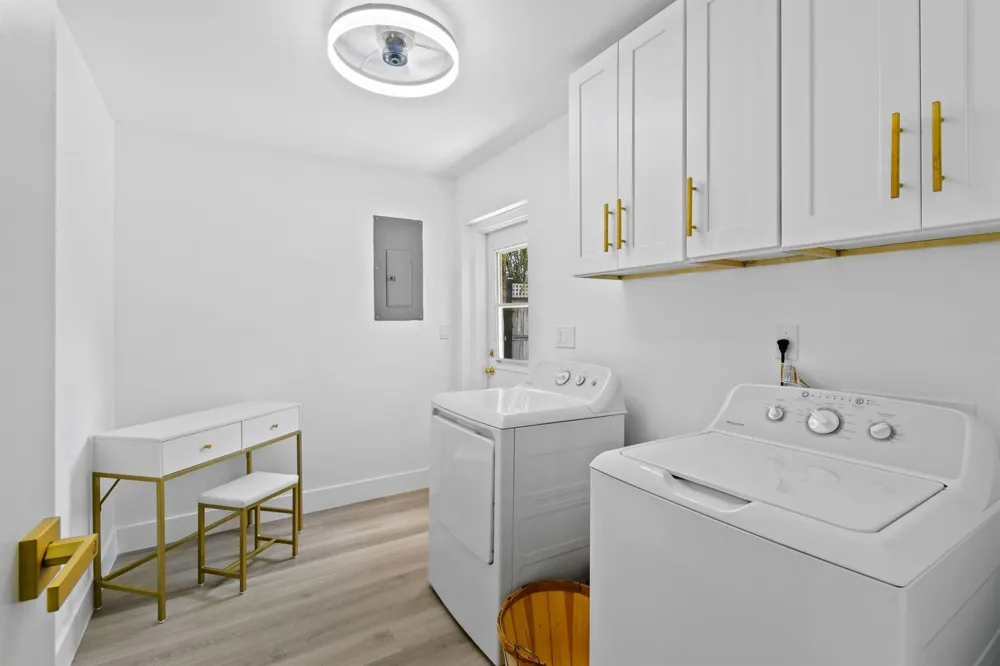 19005 SE SOUTHGATE DRIVE Jupiter, FL 33469