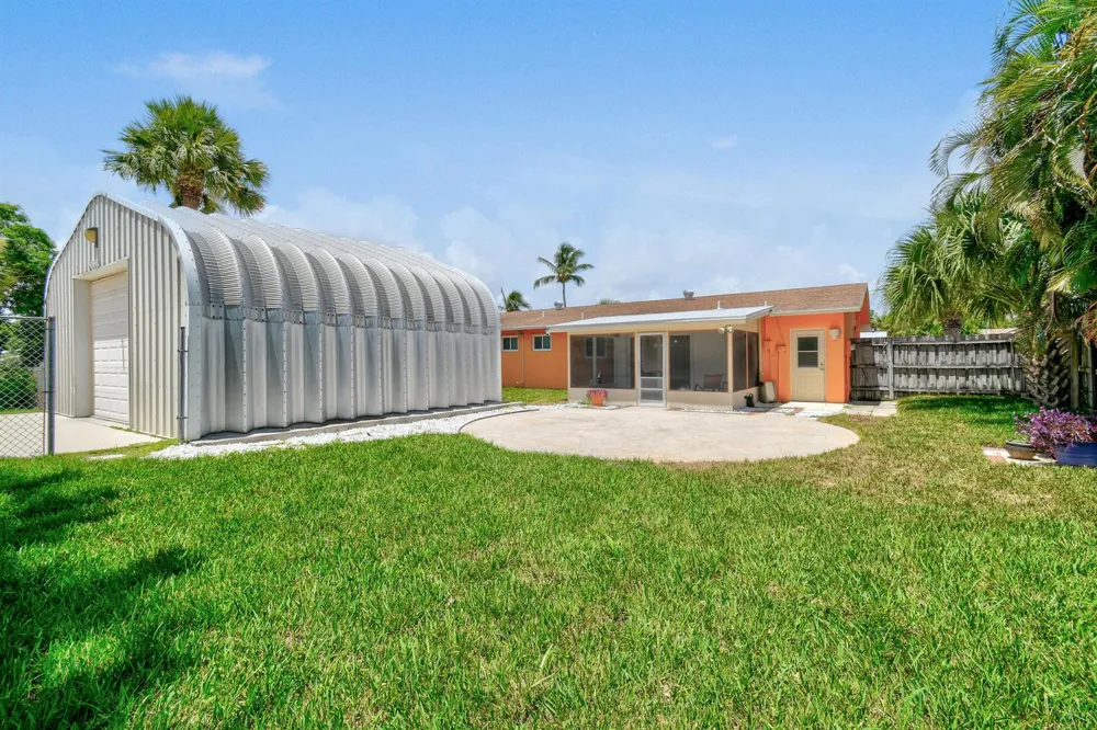19005 SE SOUTHGATE DRIVE Jupiter, FL 33469