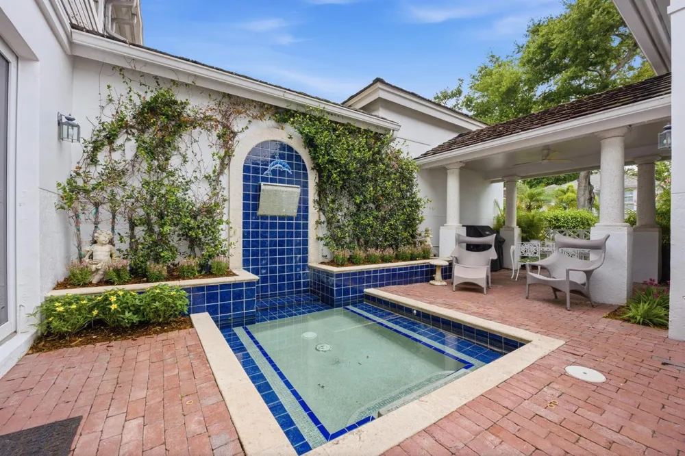5756 NW 39TH WAY Boca Raton, FL 33496