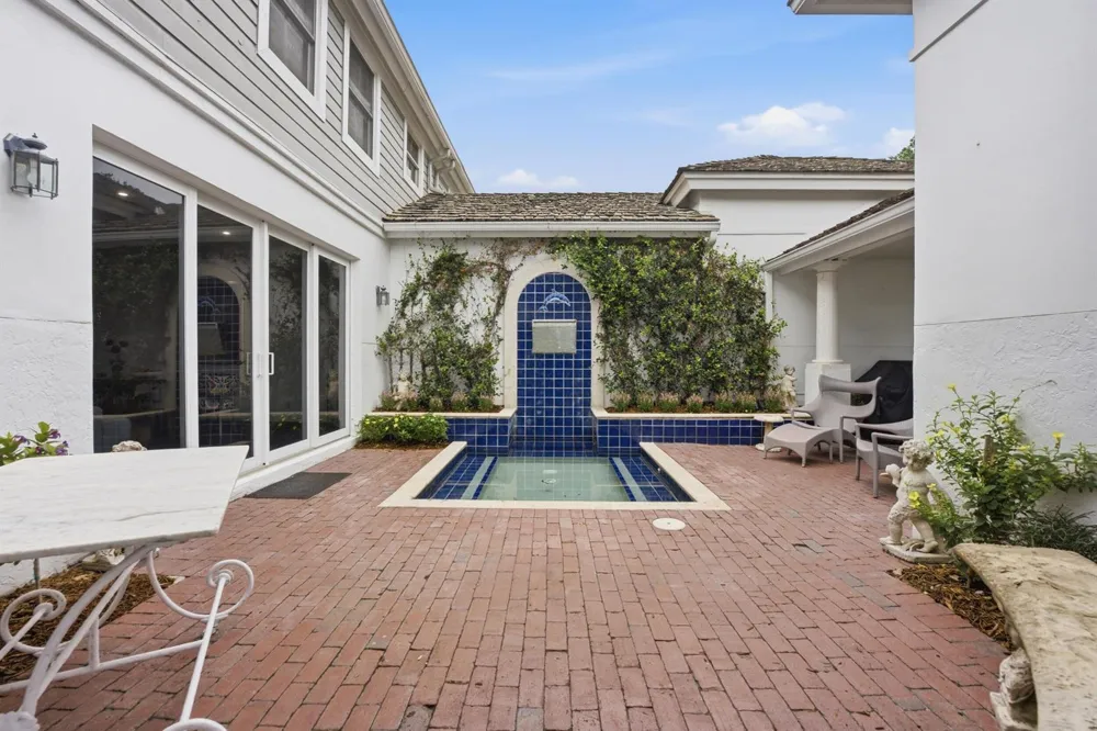 5756 NW 39TH WAY Boca Raton, FL 33496