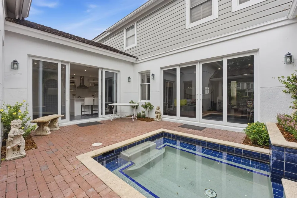 5756 NW 39TH WAY Boca Raton, FL 33496