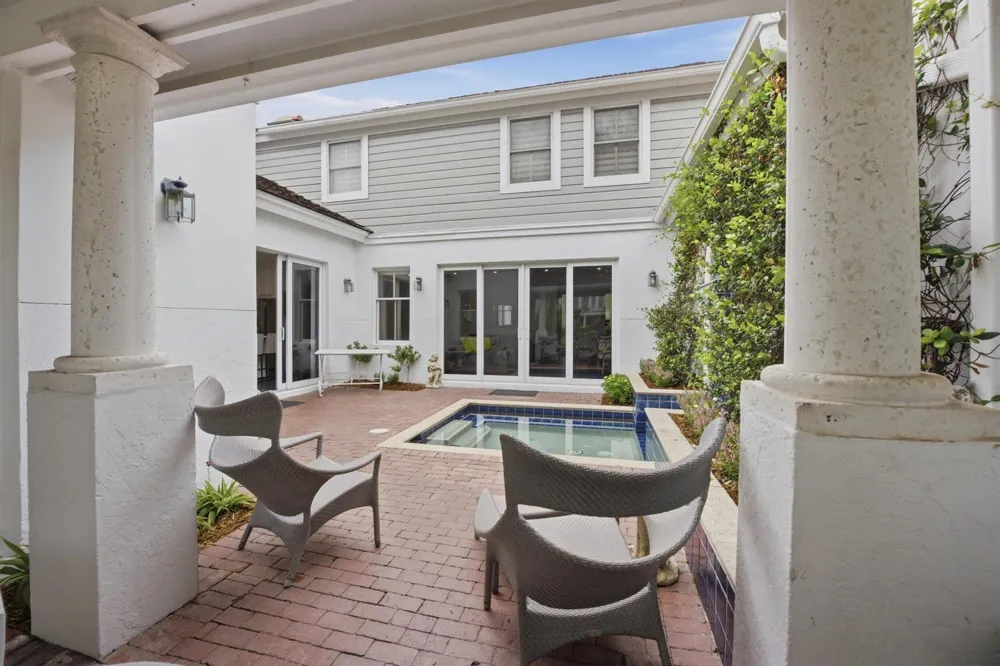 5756 NW 39TH WAY Boca Raton, FL 33496
