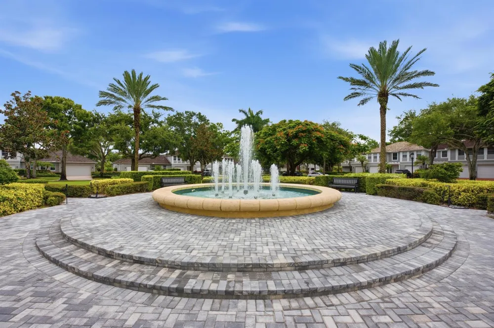 5756 NW 39TH WAY Boca Raton, FL 33496