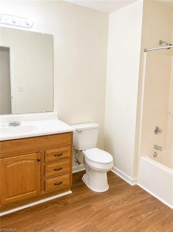 517 Mystic Drive #D Greensboro, NC 27406
