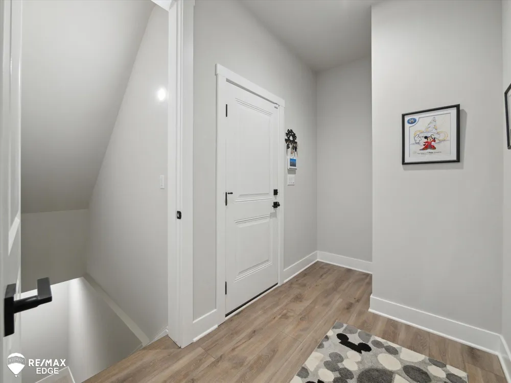 758 Sutton Court York Charter Township, MI 48176