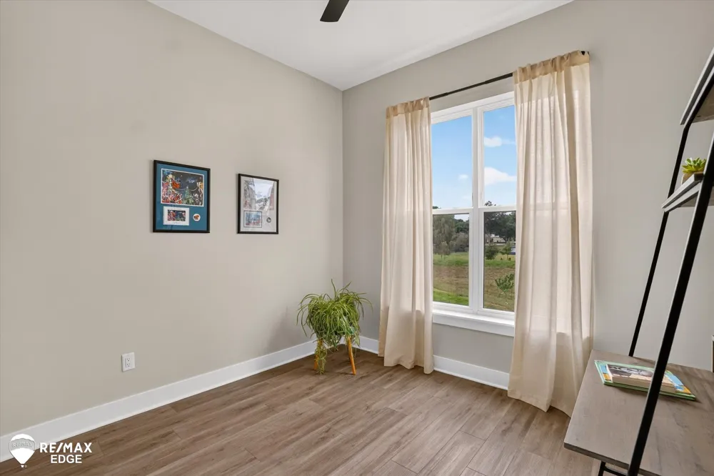 758 Sutton Court York Charter Township, MI 48176