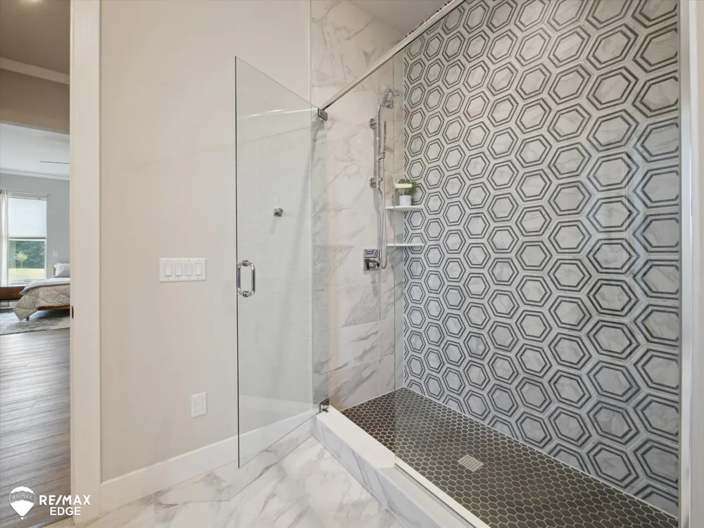 758 Sutton Court York Charter Township, MI 48176