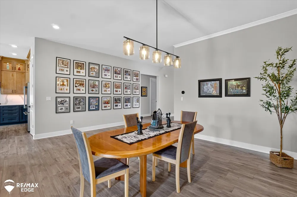 758 Sutton Court York Charter Township, MI 48176