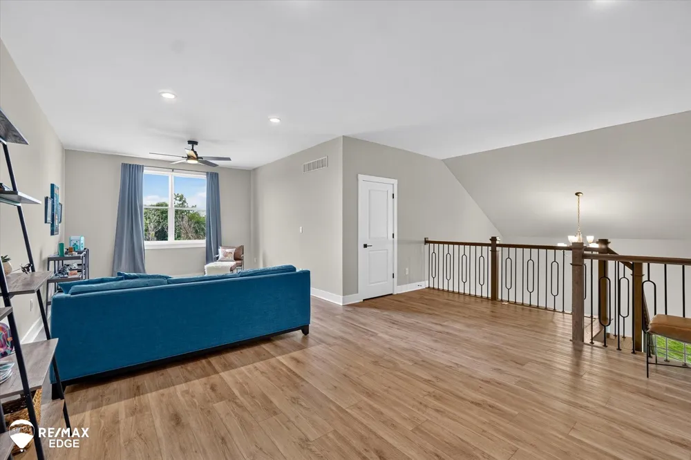 758 Sutton Court York Charter Township, MI 48176