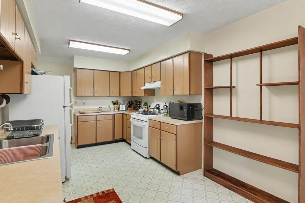 708 Meadow Drive Garfield Charter Township, MI 49685